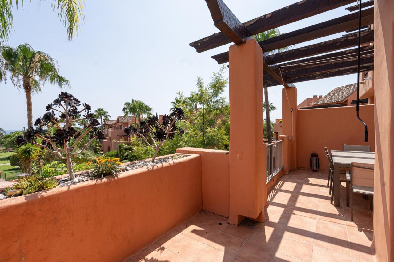 El Sol Sotoserena 2 Bedroom Apartment Estepona Exterior photo